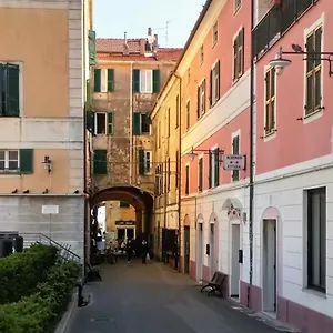 Casa Di Claude 2 Finalmarina Finale Ligure